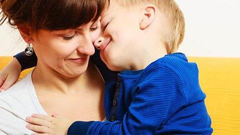 Γιατί πρέπει να ζητάμε «συγγνώμη» από τα παιδιά μας