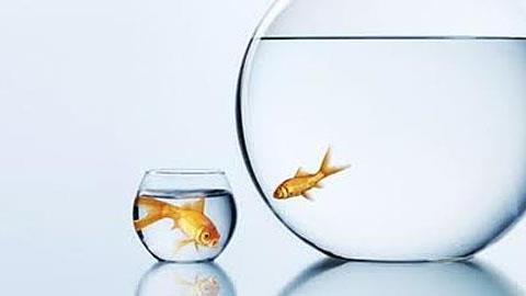 Κερδίστε 5 διπλές προσκλήσεις για την παράσταση «Μικρό-Μικρό, Μεγάλο-Μεγάλο» στις 24/10