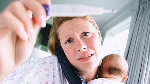 Προστασία μωρού από κρυολόγημα μεγάλου παιδιού