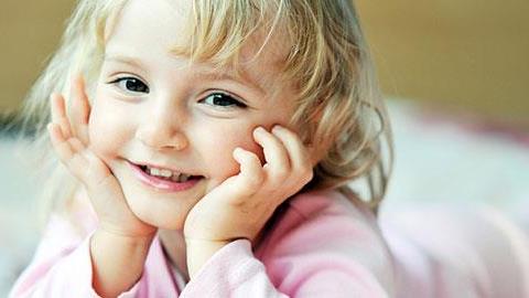 4 συμβουλές για να βάλετε το παιδί για ύπνο εύκολα και χωρίς γκρίνια