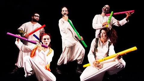 Κερδίστε 5 διπλές προσκλήσεις για την «Κούκλα που είχε δύο μαμάδες», την Κυριακή 1/11