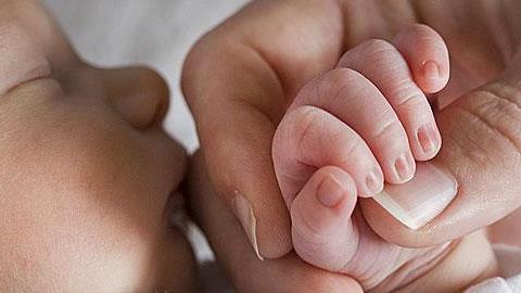 Στις μαμάδες που στερούνται για τα παιδιά τους