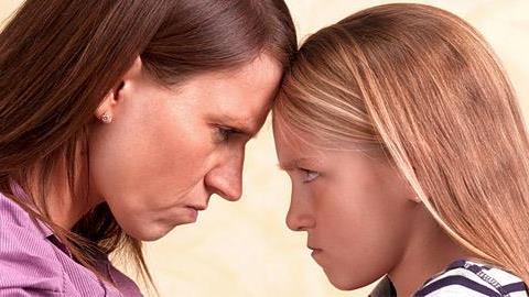 Τι να κάνετε αν το παιδί «αντιμιλάει»