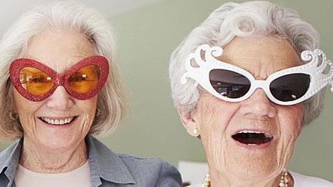 Γιατί η κολλητή φίλη είναι αδερφή