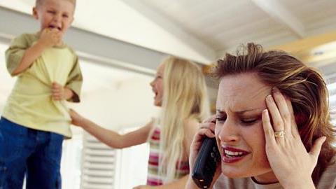 8 καθημερινά προβλήματα που αντιμετωπίζει κάθε μαμά!