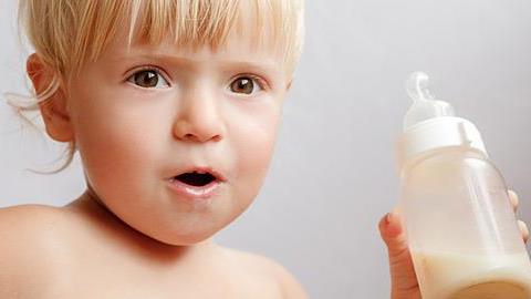 Το καλύτερο γάλα για παιδί 14 μηνών
