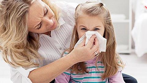 Γιατί το παιδί μου έχει συνέχεια βουλωμένη μύτη;