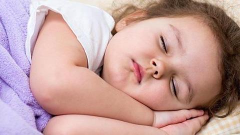 Πώς θα κάνετε το παιδί να νυστάξει