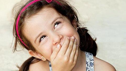 Πώς να σταματήσετε το παιδί να λέει «κακές λέξεις»