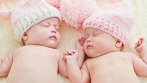 Να έχεις δίδυμα σημαίνει...