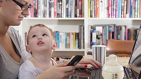 «Είναι ωραίο να είσαι εργαζόμενη μαμά»