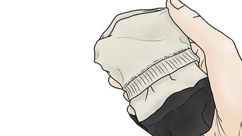 O σωστός τρόπος να διπλώνετε τις κάλτσες