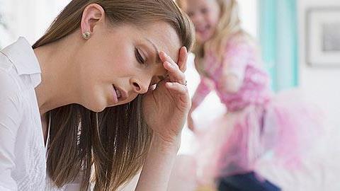 Πώς οι μαμάδες κάνουν τη ζωή τους δυσκολότερη