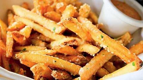 Πώς να φτιάξετε τις τέλειες τηγανητές πατάτες