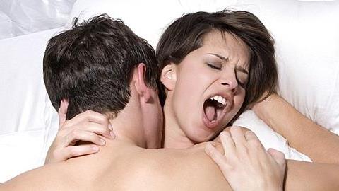 8 λάθη που κάνετε και δεν σας αφήνουν να απολαύσετε το σεξ