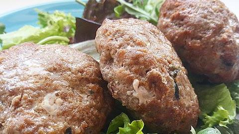 Δοκιμασμένα μυστικά για αφράτα και ζουμερά μπιφτέκια