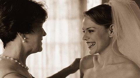 Πώς να αποκτήσετε μια ισορροπημένη σχέση με τη μαμά σας