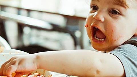 Πώς να μάθω στο παιδί να έχει καλούς τρόπους