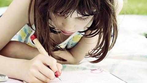 Τα 10 καλύτερα παιδικά βιβλία για τις διακοπές