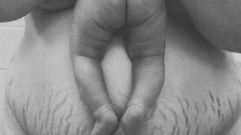 «Αγάπα τις γραμμές σου»: Το κίνημα που καλεί τις μαμάδες να είναι περήφανες για το σώμα τους!