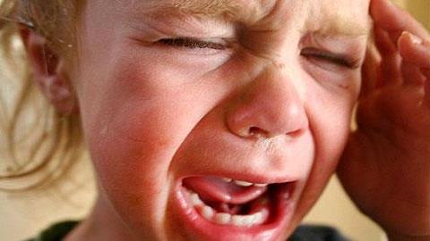 Ο 18 μηνών γιος μου έχει γίνει ένα πολύ δύσκολο παιδί