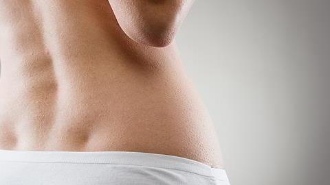 Γιατί έχω «λακάκια» στη μέση