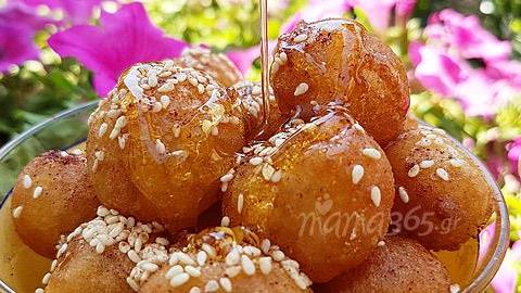 Πώς να φτιάξετε τους πιο αφράτους λουκουμάδες