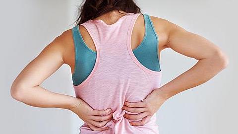 Πόνοι στη μέση: Συμβουλές για νέες μαμάδες