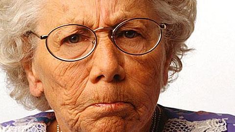 10 παράπονα που έχουν οι πεθερές από τις νύφες τους