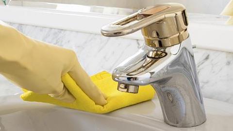 Πώς θα κάνετε το μπάνιο να μοσχοβολάει