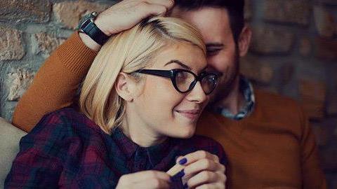 6 σημάδια ότι έχεις έναν πραγματικά υποστηρικτικό σύζυγο