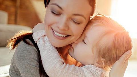 «Μικρό μου, δεν ήταν μόλις χτες που…»