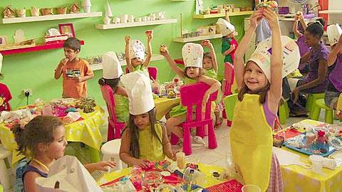 Τα καλύτερα κέντρα δημιουργικής απασχόλησης: Εκεί που η μάθηση γίνεται παιχνίδι!