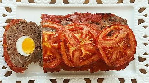 Πώς να φτιάξετε ρολό κιμά που… λιώνει στο στόμα!