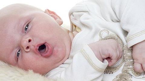 Τι είναι ο ιός RSV που προσβάλλει τα βρέφη και πώς θα τα προστατεύσετε