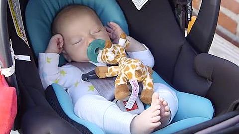 6 κόλπα για το καρότσι του μωρού που θα αλλάξουν τη ζωή των μαμάδων!