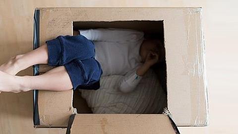 «Γιατί έκανα δώρο στο παιδί μου ένα άδειο κουτί»