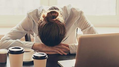 Γράμμα μιας εργαζόμενης (και εξαντλημένης) μαμάς προς τον άντρα της