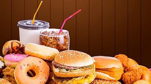 8 τροφές που δεν θα έτρωγε ποτέ ένας διαιτολόγος!