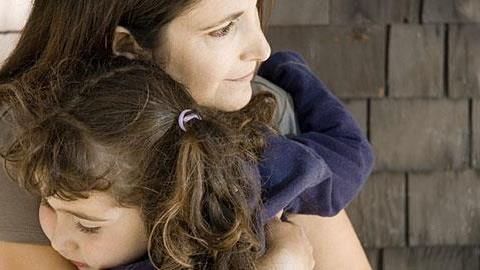 «Απέβαλα. Πώς να το πω στο παιδί;»