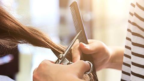 10 πράγματα που ο κομμωτής σας θα ήθελε να ξέρετε