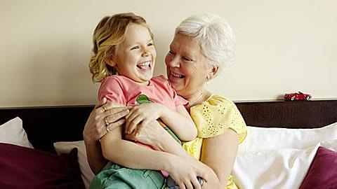 Μισθό θα παίρνουν οι γιαγιάδες στην Τουρκία για να προσέχουν τα εγγόνια τους!