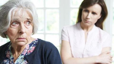 «Γιατί έβγαλα τη μητέρα μου από τη ζωή μας»