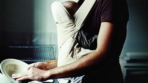 Ναι, υπάρχουν μπαμπάδες που νοιάζονται όσο οι μαμάδες 