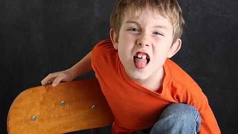 Πώς να μην συμπεριφέρεται άσχημα το παιδί στο σχολείο