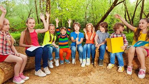 Ξεκίνησαν σήμερα οι αιτήσεις για τις δωρεάν παιδικές κατασκηνώσεις του ΟΑΕΔ