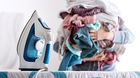 7 λάθη που κάνετε όταν σιδερώνετε