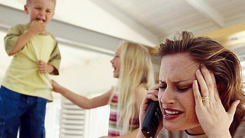 «Κρίσεις υστερίας δεν παθαίνουν μόνο τα παιδιά…» 