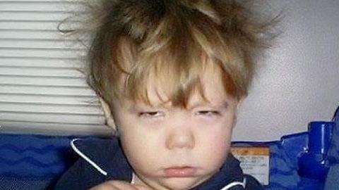 Πώς να σηκώσετε τα παιδιά απ’ το κρεβάτι χωρίς να γίνει ο Τρίτος Παγκόσμιος