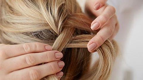 Πώς να κάνετε μόνη σας γαλλικές πλεξούδες